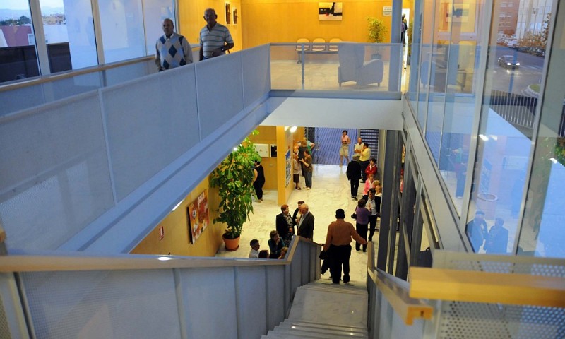 Nuevo programa de actividades y servicios para mayores de San Bartolom� 