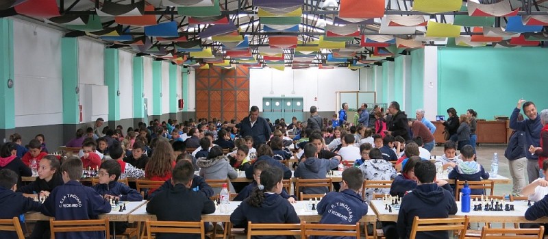 Cerca de doscientos escolares mueven ficha en el Ateneo de Vecindario