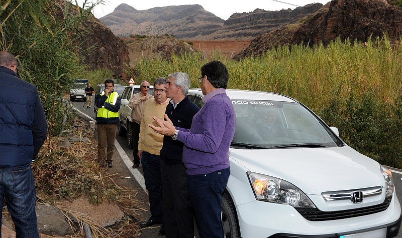 Hermanos Medina construir�  las 4 pasarelas de Ayagaures