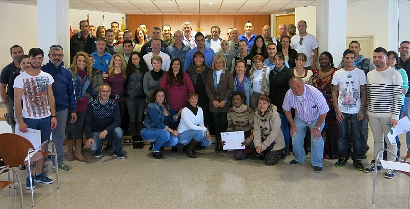 Santa Luc�a forma a un centenar de trabajadores 