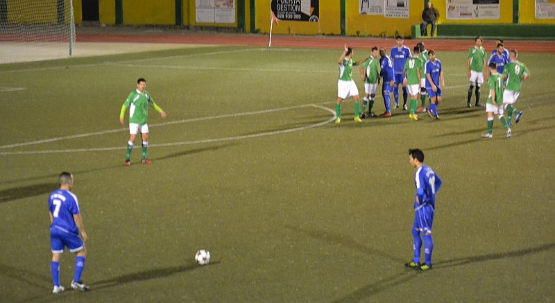 La U.D. San Fernando empata a cero frente al Goleta