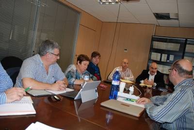 Educaci�n y sindicatos acuerdan la estabilidad del profesorado interino de m�s de 55 a�os