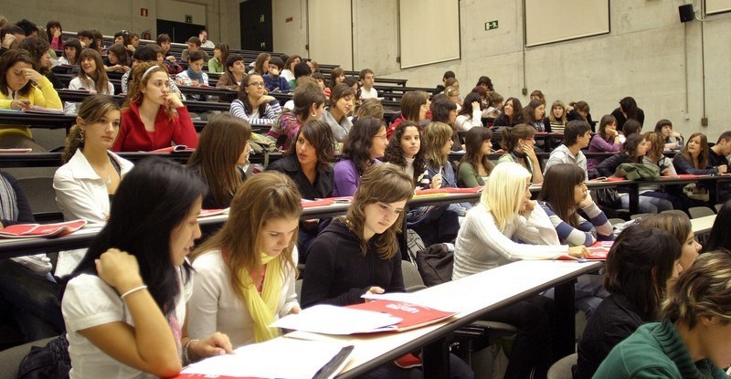 San Bartolom� saca Becas para gastos de movilidad por estudios 