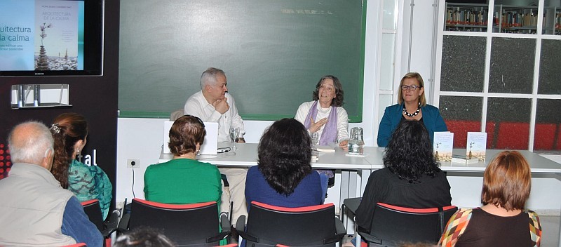 Guillermo Sim� presenta en Maspalomas su gu�a �Arquitectura de la Calma�