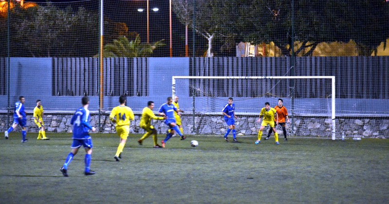 U.D. San Fernando no falla ante la U.D. Los V�lez  2 - 0