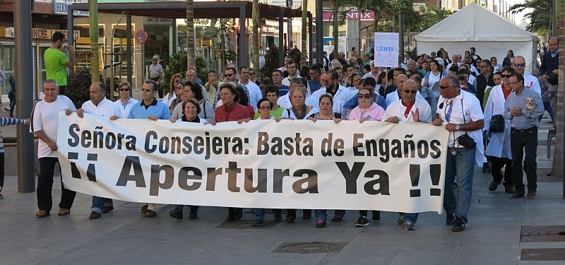 Salud Digna de Santa Luc�a, exige a Br�gida Mendoza que explique sus planes