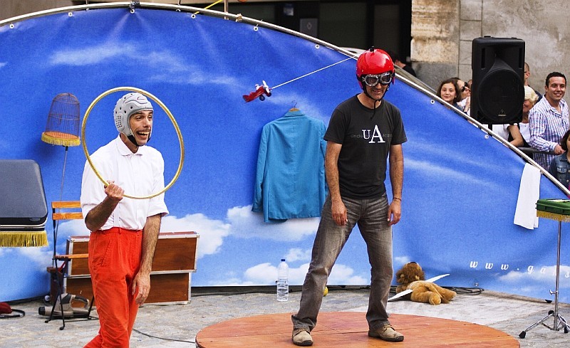 Santa Luc�a ofrece 4 d�as de espect�culos y talleres 