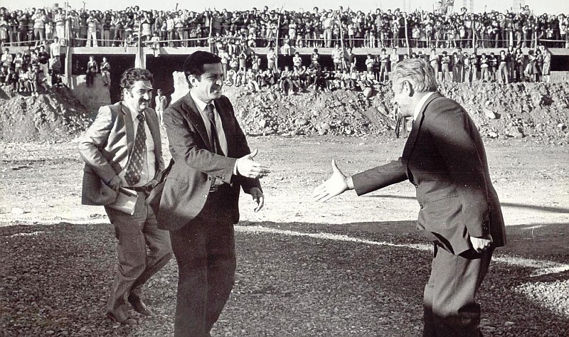 Santa Luc�a recuerda con un monolito la figura de Adolfo Suarez