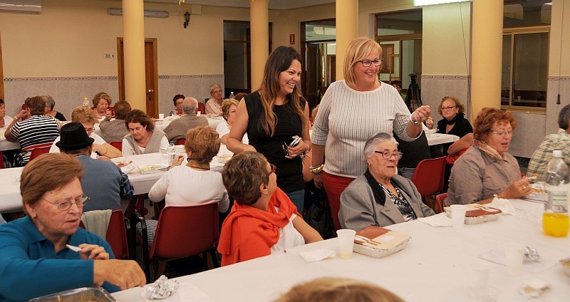 Los Mayores combinan lo l�dico y cultural en el II Encuentro de El Castillo 
