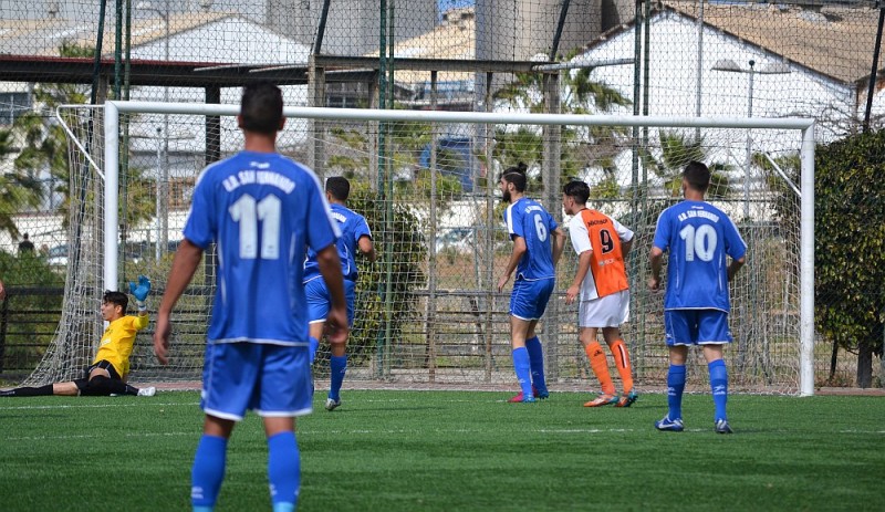 El �Sanfer� empata 0-0 en un encuentro insulso y falto de ambici�n 