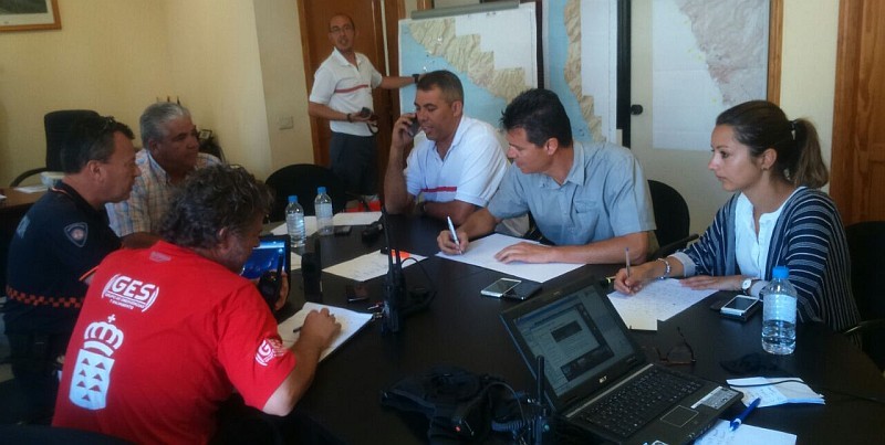 Seguridad y Emergencias coordina la limpieza con ayuntamientos, Cabildo y Tragsa 