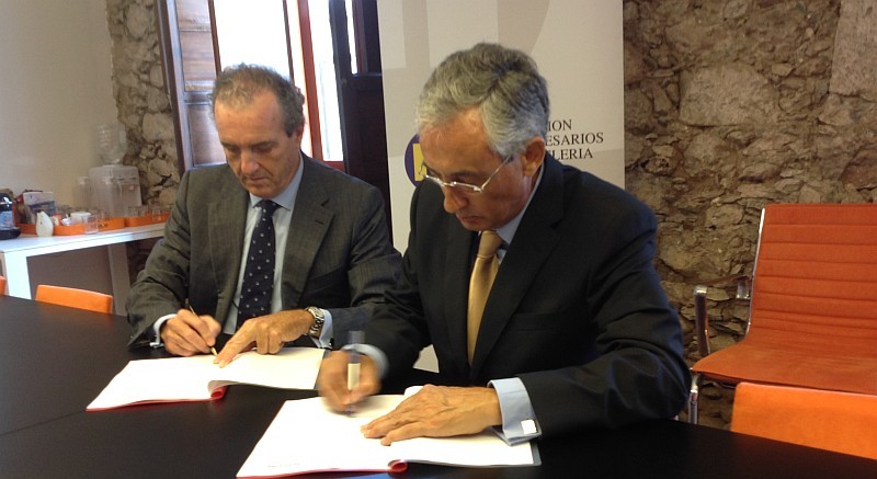 La FEHT y MAPFRE firman un convenio en materia de seguros de salud para empresas tur�sticas