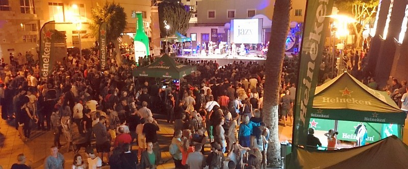 Las plazas de San Rafael y Algodoneros ampl�an la red el�ctrica 