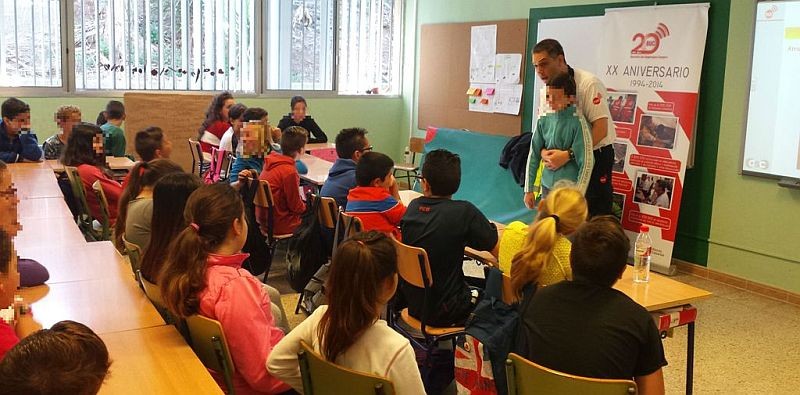 El SUC form� a escolares en primeros auxilios sanitarios y masaje cardiaco