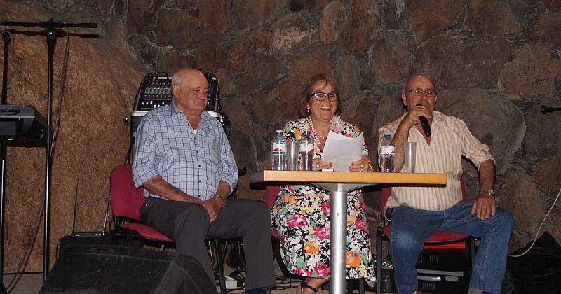 Risco Blanco pregonan sus propias fiestas mediante recuerdos de antier