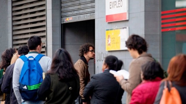 Cruz Roja apoya a las familias con todos sus miembros en paro 