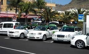 Mog�n lucha contra el intrusismo en el sector del taxi  