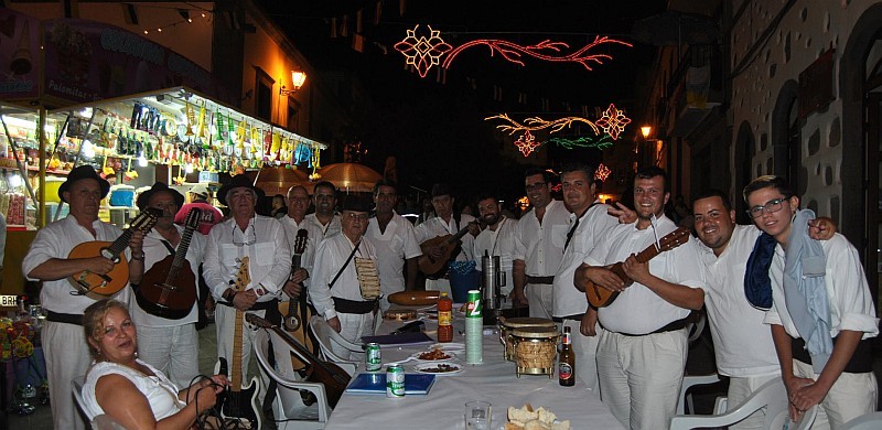 Tenderetunte sella de parrandas y sabor canario el casco de la Villa 