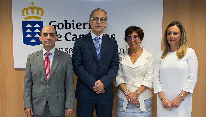 Jes�s Morera preside la toma de posesi�n de nuevos cargos de la Consejer�a de Sanidad