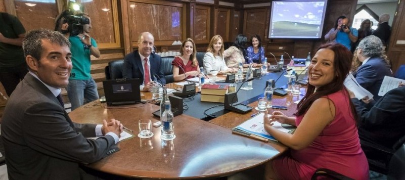 Canarias pide la convocatoria urgente de la Comisi�n General de Comunidades Aut�nomas del Senado