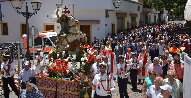 El fervor y la tradici�n marcan la festividad de Santiago en Tunte