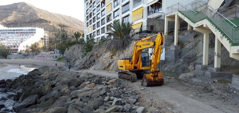 Patalavaca, camina a la rehabilitaci�n 