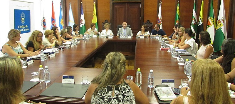 El Cabildo crear� un Banco de Buenas Pr�cticas para erradicar la violencia