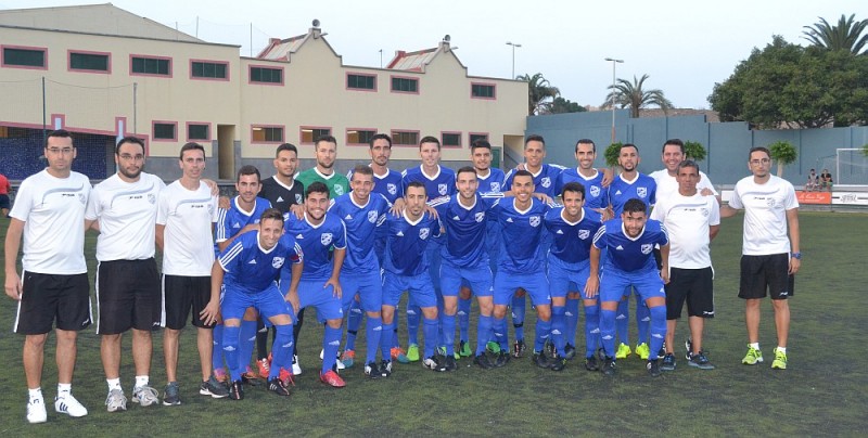 La U.D. San Fernando presenta sus credenciales de cara a la nueva temporada