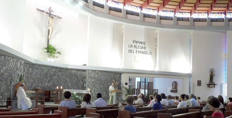 Maspalomas recuerda a los 13 vecinos del municipio fallecidos en el JK5022 