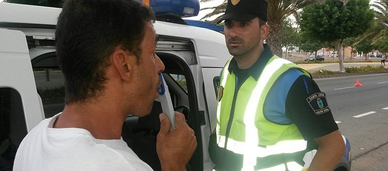 La Polic�a Local de Santa Luc�a cierra agosto con 237 test y 24 conductores sancionados