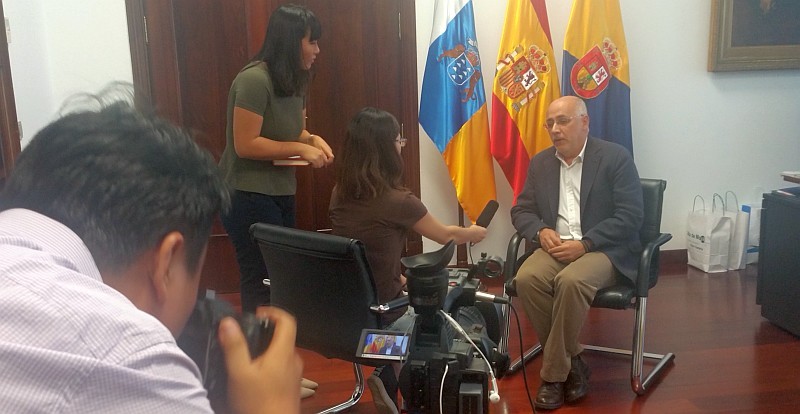 Antonio Morales ofrece apoyo a  inversores chinos a trav�s de la CCTV