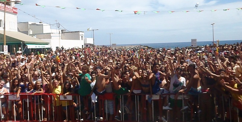 Pozo Izquierdo despide el verano con la Fiesta de la  Arrancadilla y el Agua