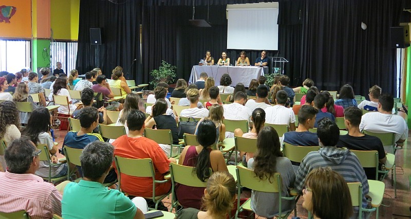 Dunia Gonz�lez abre el nuevo curso escolar 