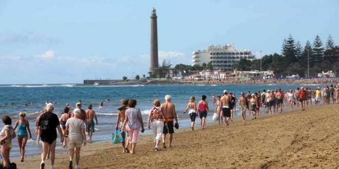 Canarias reciben la visita de 856.397 pasajeros extranjeros en septiembre