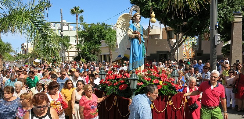 Vecindario se prepara para las fiestas de San Rafael