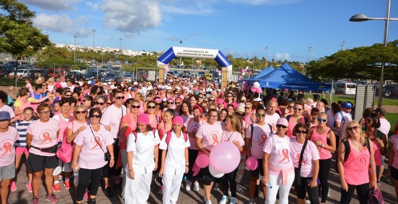 Maspalomas celebra con �xito la 2� Caminata por la Vida 