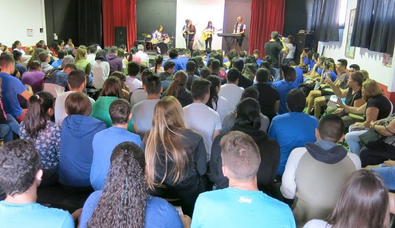 El IES Doctoral alzan su voz por la erradicaci�n de la pobreza mundial