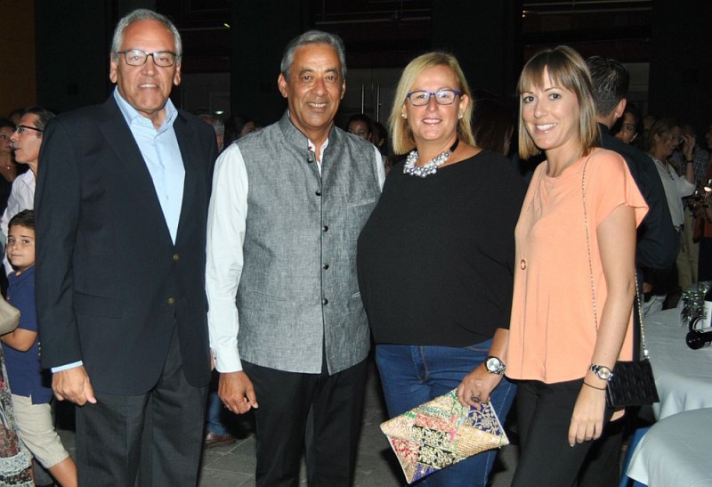 La comunidad indost�nica del Sur celebra su Diwali 