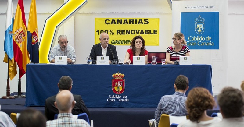 Morales prev� crear el Consejo Insular de Energ�a 