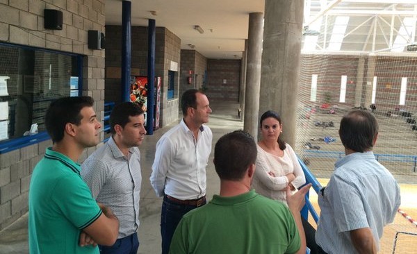 Ag�imes finaliza las obras de la cubierta del Polideportivo 