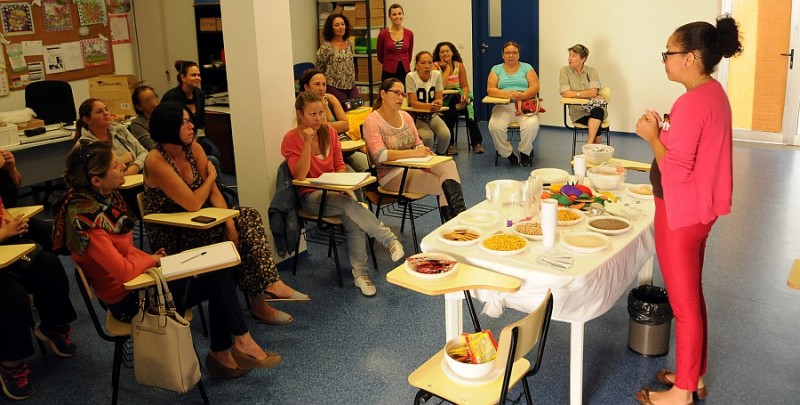 Servicios Sociales ofrece un taller  sobre la alimentaci�n y el c�ncer