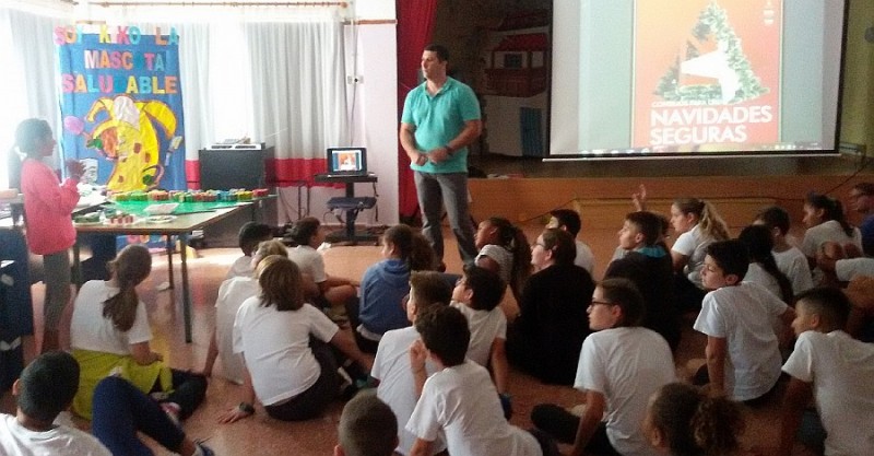 Santa Luc�a pone en marcha la campa�a de �Navidades Seguras�