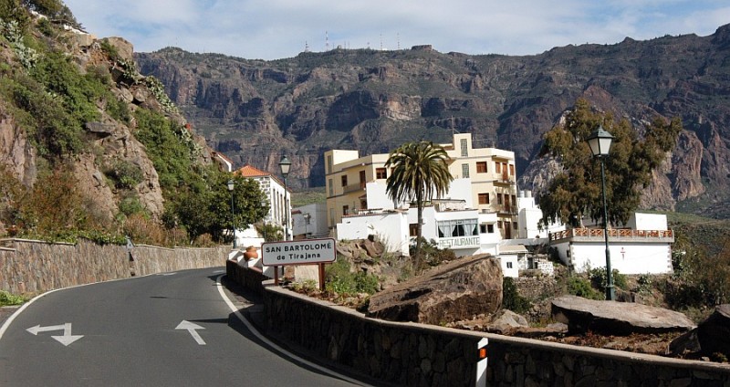 Tirajana es el  centro de referencia del proyecto europeo EDUSI de median�as  