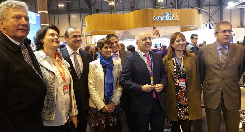 Gran Canaria aumenta la previsi�n de plazas a�reas en un 14% con Pen�nsula