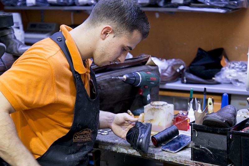 �la Caixa� pone en marcha un proyecto para asesorar y financiar a emprendedores en riesgo de exclusi�n 