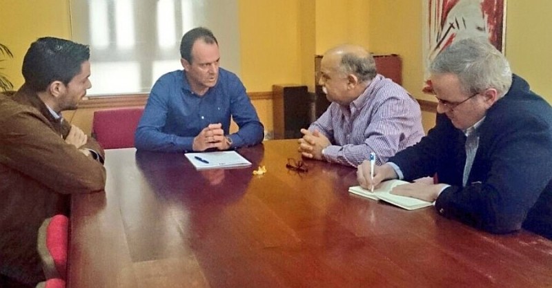 Ag�imes renueva el convenio con la Asociaci�n Fiare-Canarias